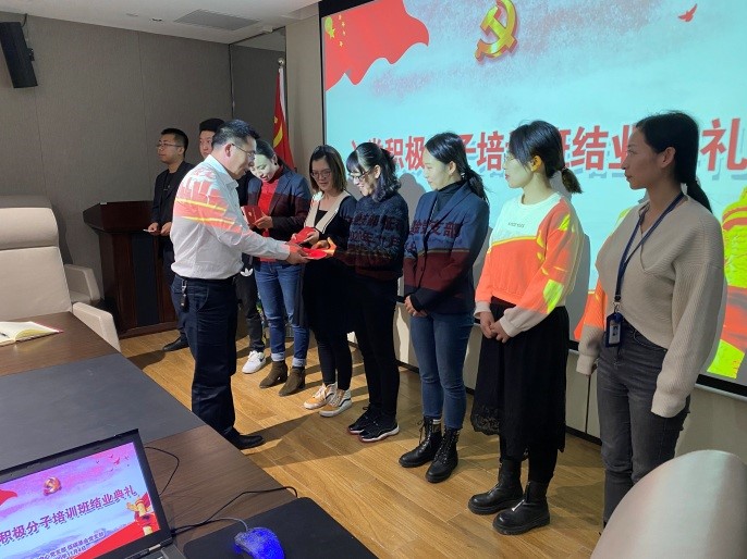 QQ鍥剧墖2.jpg